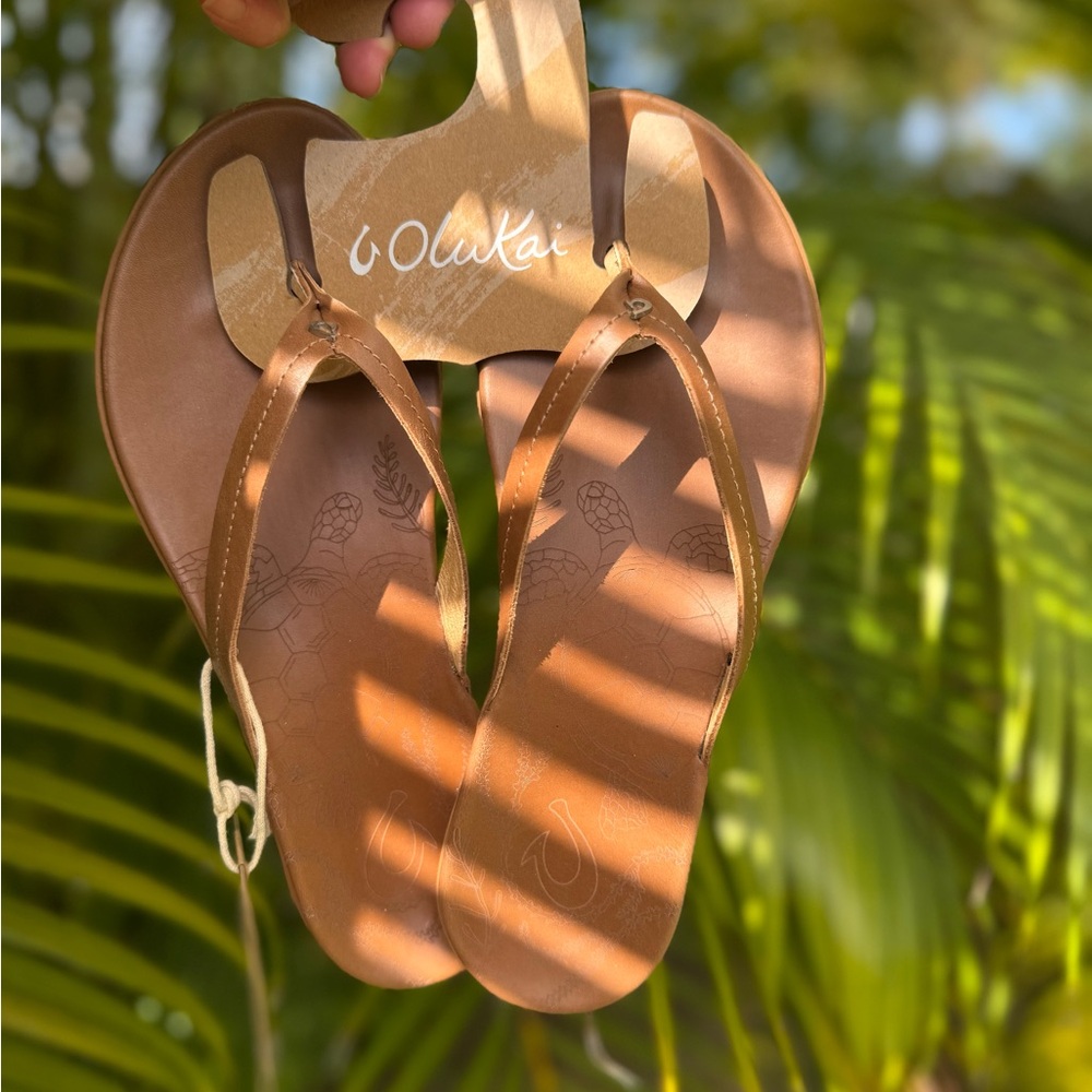OluKai Tan Women's Sandals